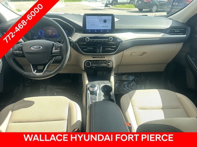 2021 Ford Escape SEL
