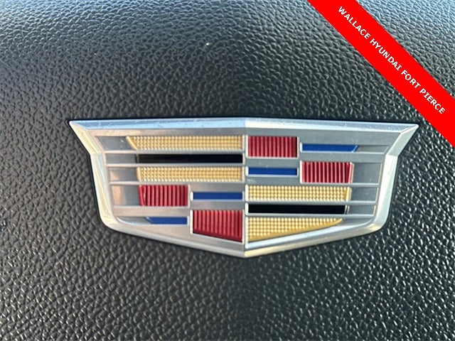 2023 Cadillac XT4 Luxury