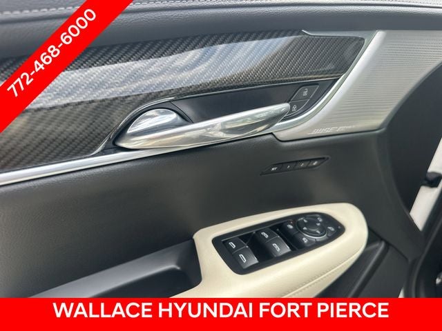 2024 Cadillac XT6 Sport
