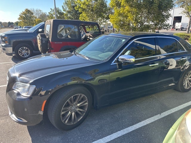 2016 Chrysler 300 C
