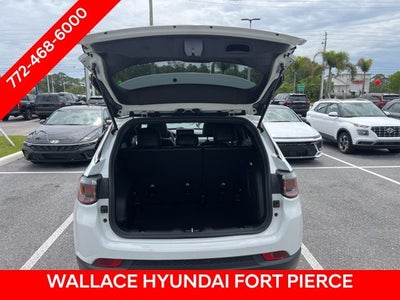 2023 Jeep Compass Latitude Lux