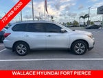 2017 Nissan Pathfinder SV