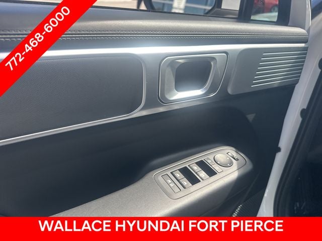 2025 Hyundai Santa Fe SE