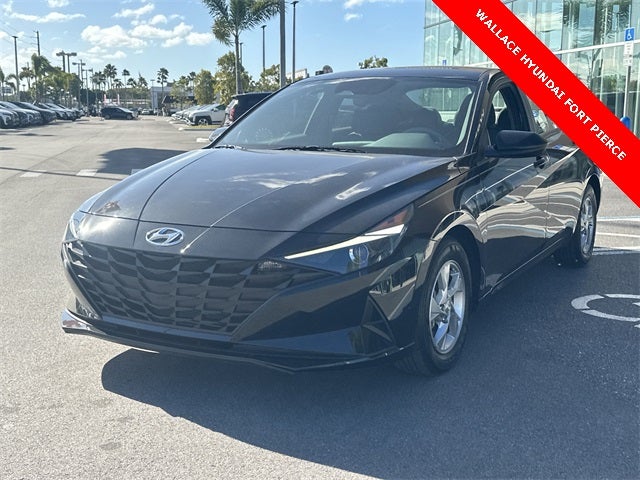 2023 Hyundai Elantra SE