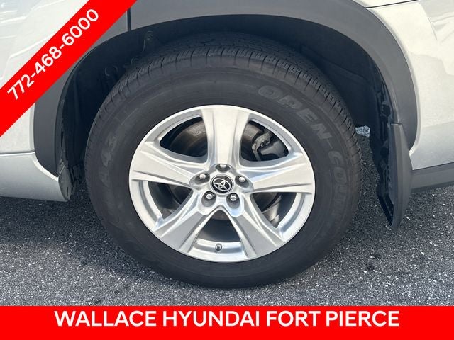 2022 Toyota Highlander Hybrid LE