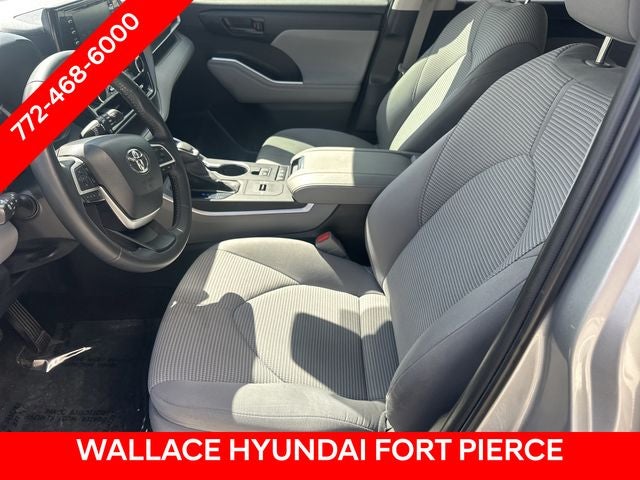 2022 Toyota Highlander Hybrid LE
