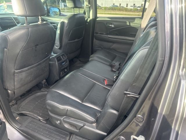 2017 Honda Pilot EX-L w/Rear Entertainment System