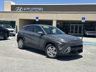 2025 Hyundai Kona SE