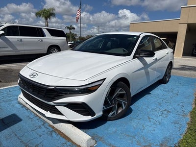 2025 Hyundai Elantra SEL Sport