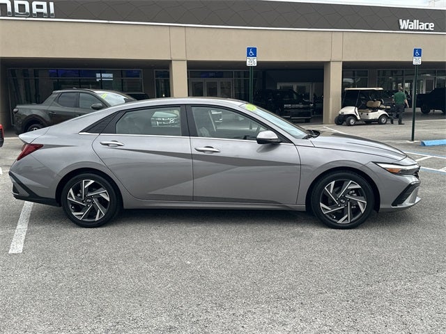 2024 Hyundai Elantra Hybrid Limited