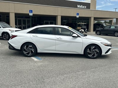 2024 Hyundai Elantra Limited
