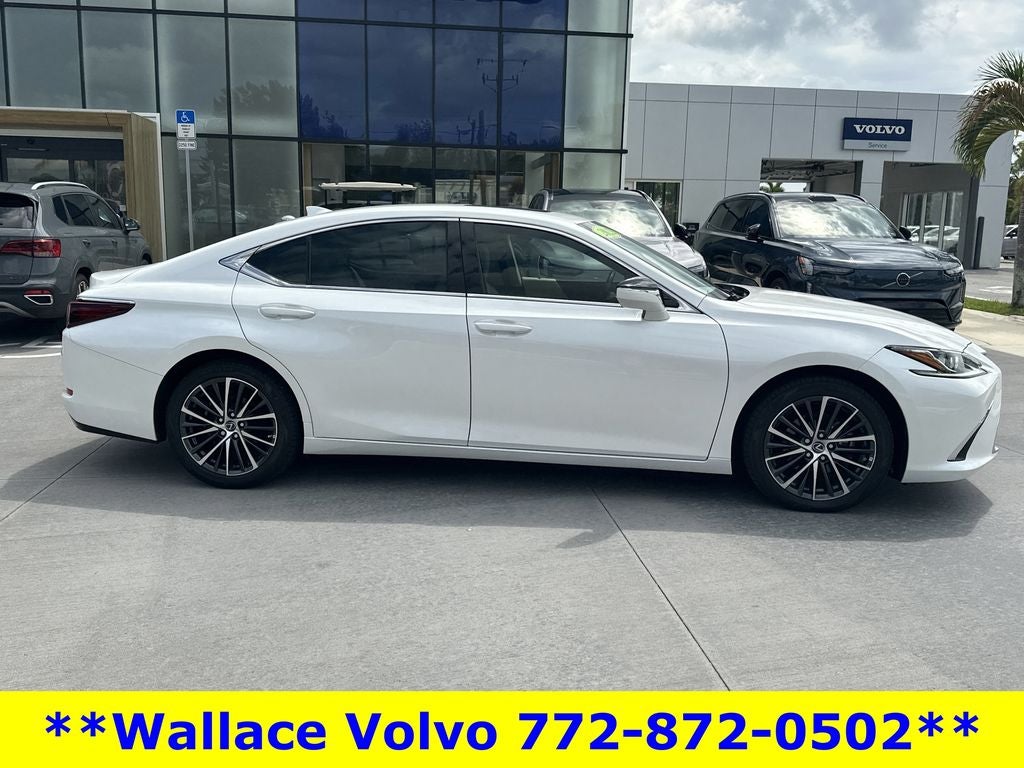 2022 Lexus ES 350