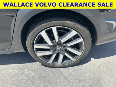 2023 Volvo V90 Cross Country B6