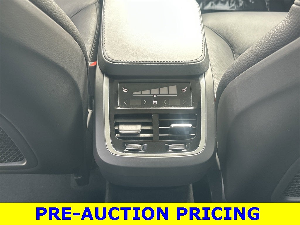 2025 Volvo XC90 B6 Plus 7-Seater