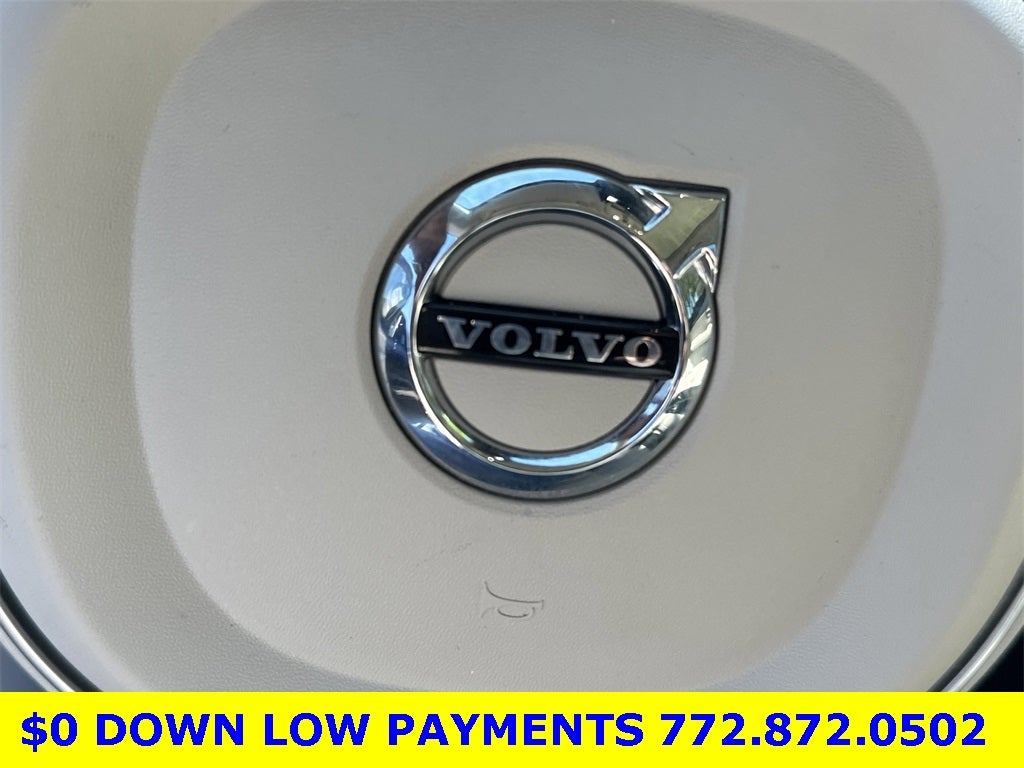 2021 Volvo XC90 T5 Momentum