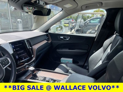 2021 Volvo XC60 T5 Momentum