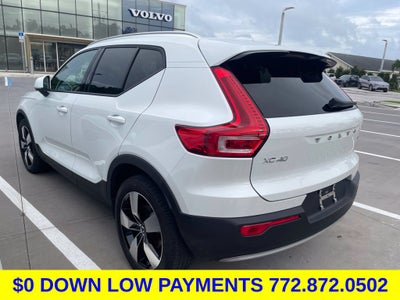 2021 Volvo XC40 Momentum