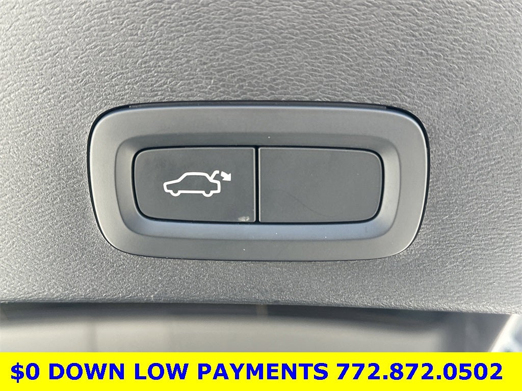 2021 Volvo XC40 Momentum