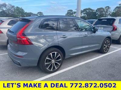 2023 Volvo XC60 B5 Plus Dark Theme