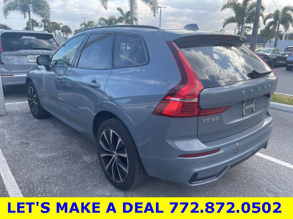 2023 Volvo XC60 B5 Plus Dark Theme