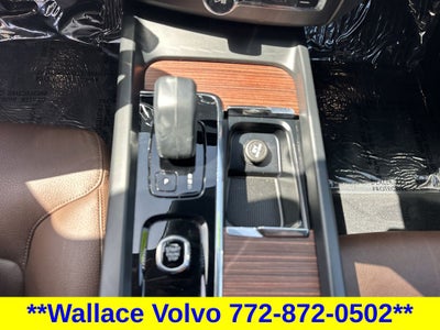 2023 Volvo XC60 B5 Plus Dark Theme