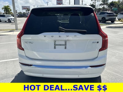 2025 Volvo XC90 B5 Plus