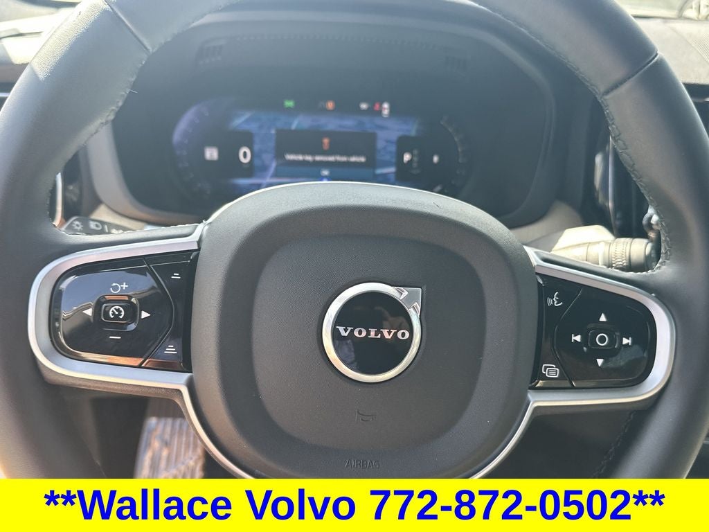 2026 Volvo XC60 B5 Plus