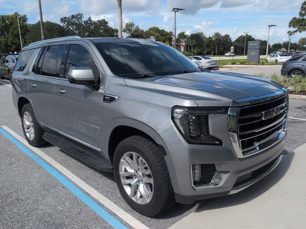2023 GMC Yukon SLT