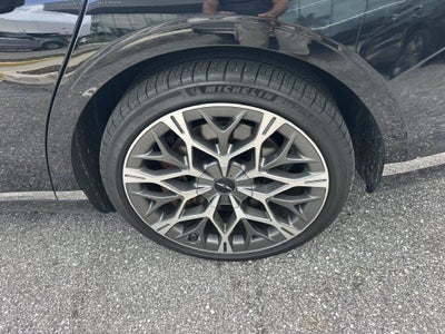 2025 Genesis G90 3.5T e-SC
