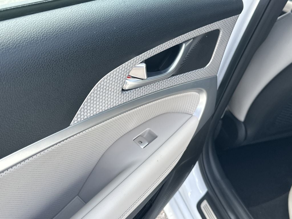 2023 Genesis G70 2.0T **ONE OWNER**