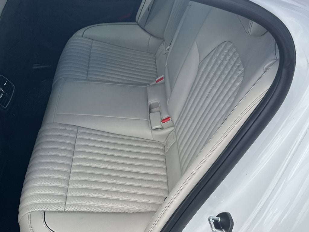2023 Genesis G70 2.0T **ONE OWNER**
