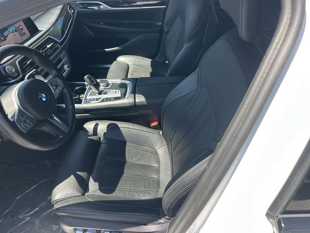 2021 BMW 7 Series 740i