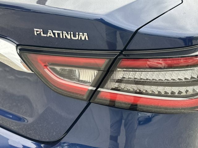 2023 Nissan Maxima Platinum
