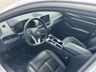 2025 Nissan Altima 2.5 SR