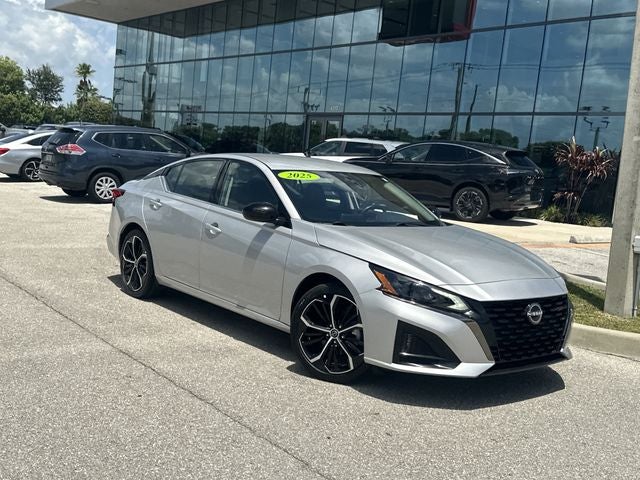 2025 Nissan Altima 2.5 SR