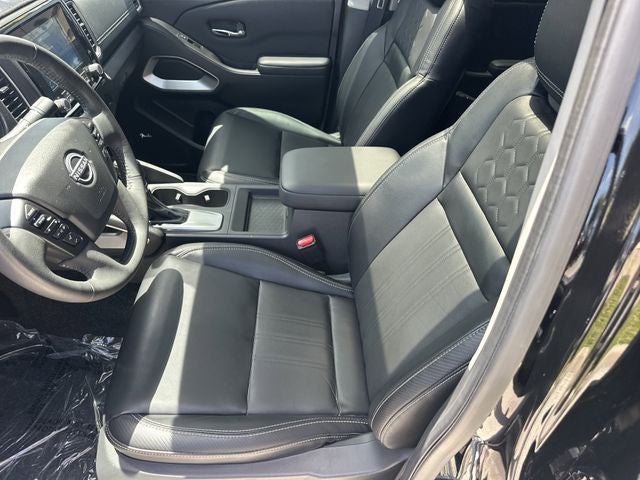 2024 Nissan Frontier SL