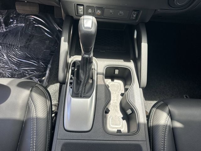 2024 Nissan Frontier SL