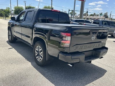 2024 Nissan Frontier SL