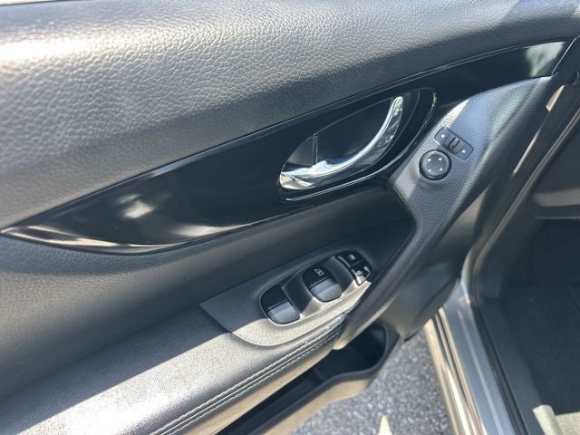 2021 Nissan Rogue Sport SV