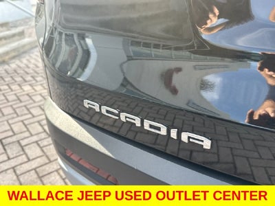 2023 GMC Acadia SLT