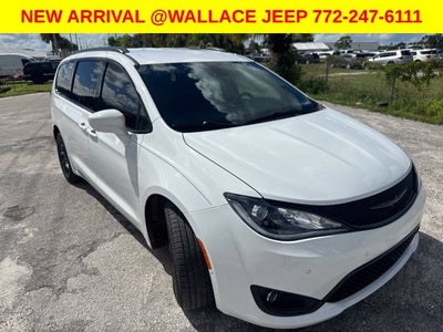 2020 Chrysler Pacifica Touring L Plus