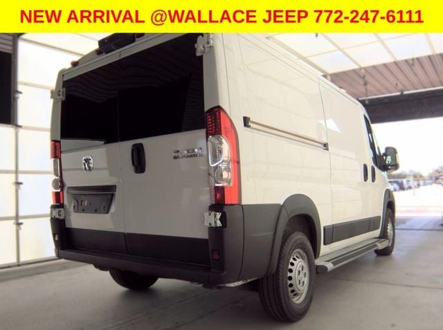 2025 RAM ProMaster 2500 Base