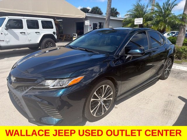 2019 Toyota Camry SE