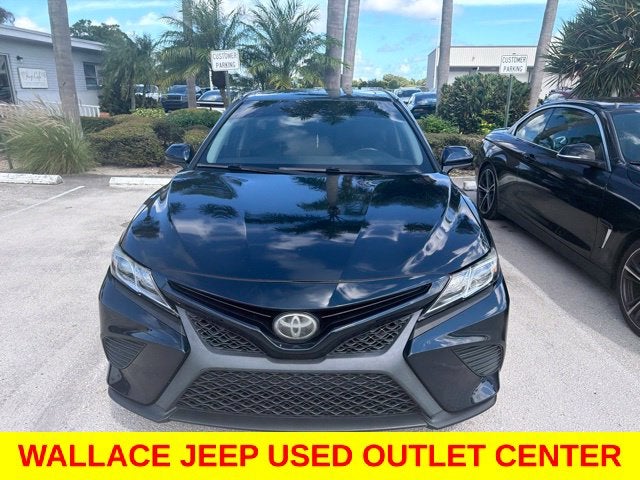 2019 Toyota Camry SE