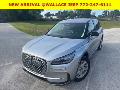2023 Lincoln Corsair Standard