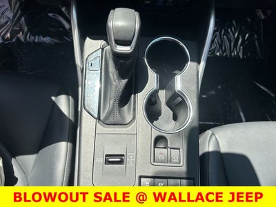 2022 Toyota Highlander Hybrid XLE