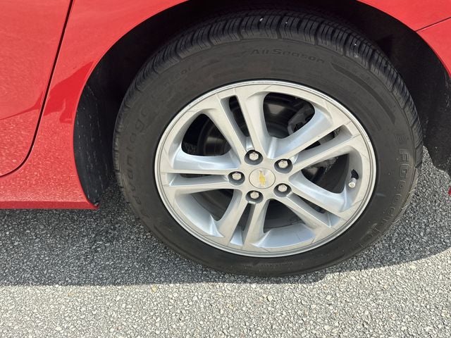 2018 Chevrolet Cruze LT **CARFAX Clean ** 29/40 City/Highway MPG