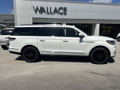2022 Lincoln Navigator L Reserve