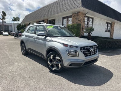2021 Hyundai Venue SEL