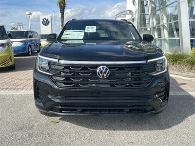 2026 Volkswagen Atlas Cross Sport 2.0T SEL R-Line Black